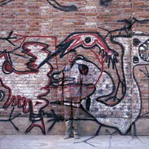 liu bolin - city hiding - graffiti