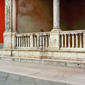 Liu Bolin - Pillars